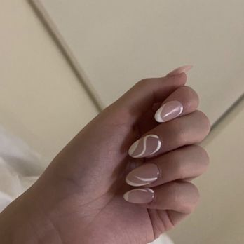 Bella Nail Spa - Acrylic full set - Nail Salons Near Me - Milwaukee, Wisconsin