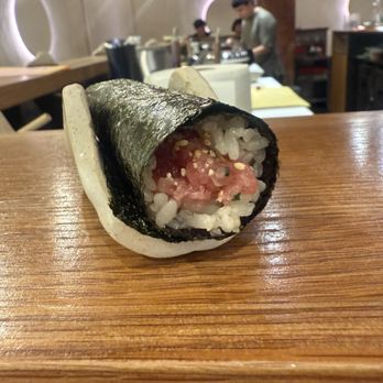 Maki A Mano - Tuna Handroll - Japanese Near Me - New York, New York