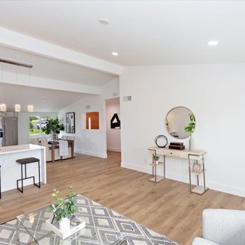 Viano Decor - Home Staging Near Me - Commerce, California