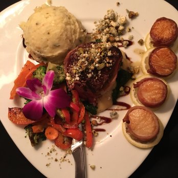 Bastien's - 4x4 steak & scallops with jalapeño mashers & veggies - Steakhouses Near Me - Denver, Colorado