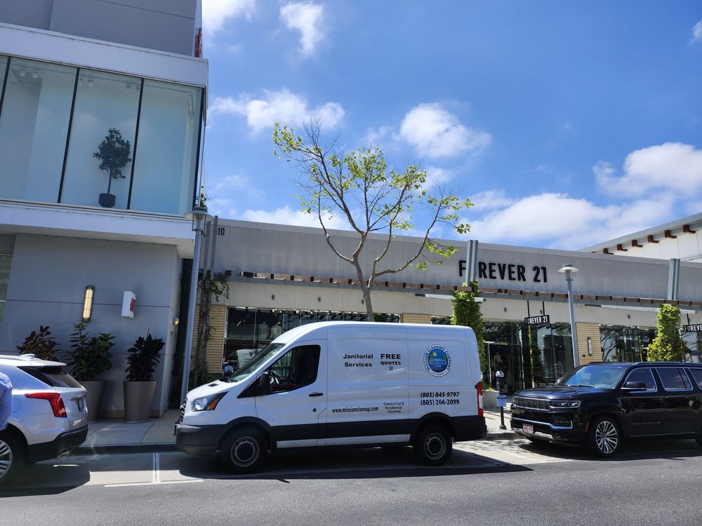 MISSION CLEANING COMPANY Updated August 2024 38 Photos 3009 De La