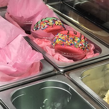 Le Macaron French Pastries - Coffee & Tea Near Me - Jacksonville, Florida