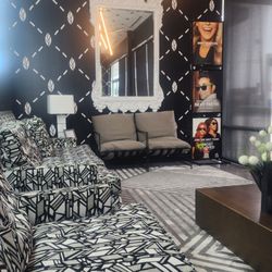 MINT dentistry | Humble - Mint dentistry waiting area