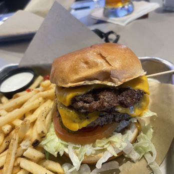 Buffalo Wild Wings - This is the same burger from another location.. big difference in appearance and taste! If management doesn't care the workers won't! - Chicken Wings Near Me - Houston, Texas Buffalo Wild Wings - This is the same burger from another location.. big difference in appearance and taste! If management doesn't care the workers won't! - Chicken Wings Near Me - Houston, Texas