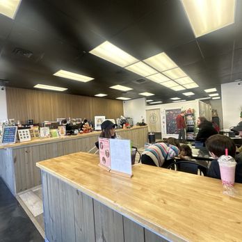 Bobafly Tea - Sitting just being chill It's 4:20 somewhere - Bubble Tea Near Me - Moses Lake, Washington Bobafly Tea - Sitting just being chill It's 4:20 somewhere - Bubble Tea Near Me - Moses Lake, Washington