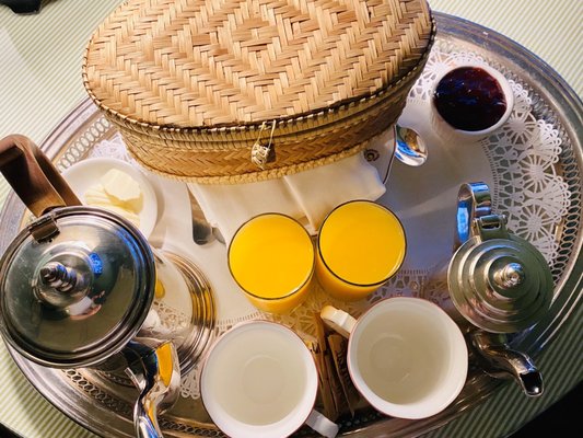 Soniat House by null