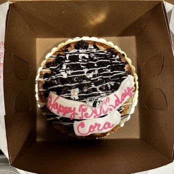 Alpine Pastry Shoppe - Oreo cheesecake - Bakeries Near Me - Smithtown, New York