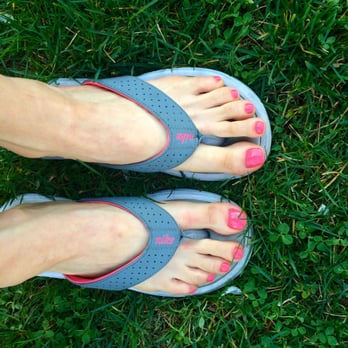 To Dye For Hair Studio - Gel pedicure by Roselle. Looks amazing! Highly recommend her! - Hair Salons Near Me - Boise, Idaho To Dye For Hair Studio - Gel pedicure by Roselle. Looks amazing! Highly recommend her! - Hair Salons Near Me - Boise, Idaho