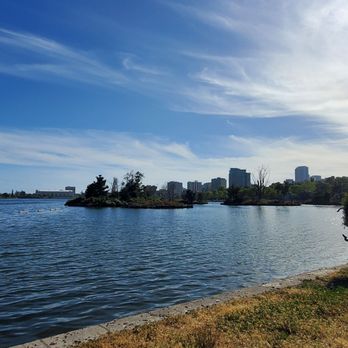 Lake Merritt - Lake/views - Parks Near Me - Oakland, California