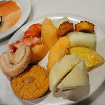 Sakura Grill & Buffet - Desserts - Chinese Near Me - Sacramento, California Sakura Grill & Buffet - Desserts - Chinese Near Me - Sacramento, California