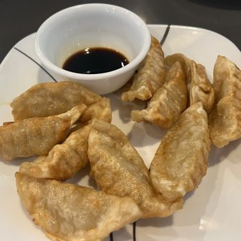 Saigon Brothers - Pork Dumplings - Vietnamese Near Me - Northridge, California Saigon Brothers - Pork Dumplings - Vietnamese Near Me - Northridge, California
