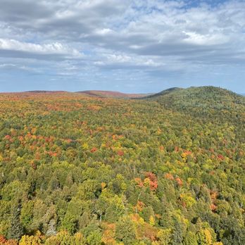 Oberg Mountain Trail - A view from Oberg Loop Hiking Trail - Hiking Near Me - Tofte, Minnesota