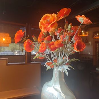 Kachai Thai Kitchen - Decor - Thai Near Me - Poulsbo, Washington Kachai Thai Kitchen - Decor - Thai Near Me - Poulsbo, Washington