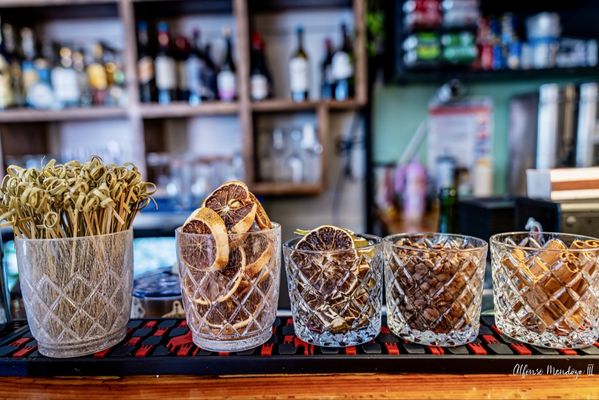 Oliver's Corner Bistro by null