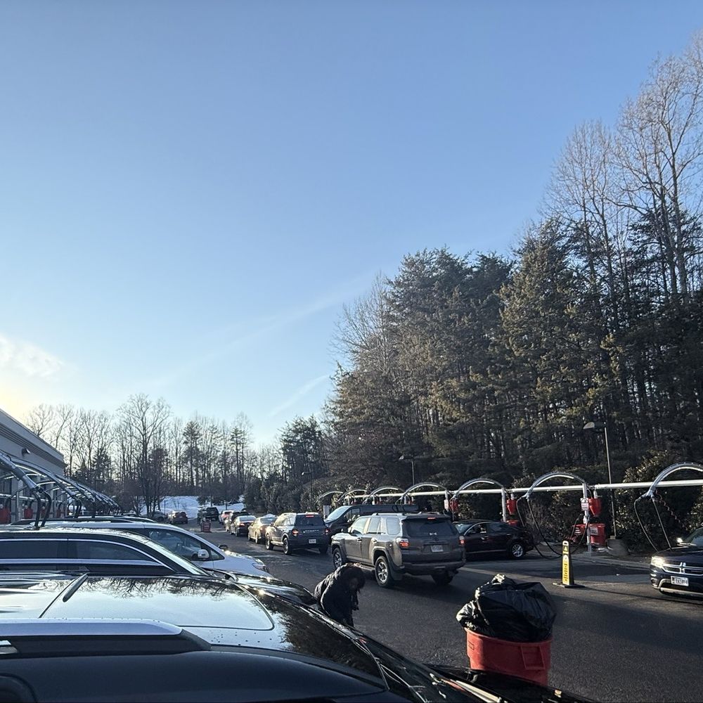 Flagship Carwash - Line - Car Wash Near Me - Manassas, Virginia