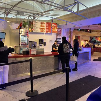 Dave's Hot Chicken - Ordering area - Chicken Shop Near Me - Washington, DC, District of Columbia Dave's Hot Chicken - Ordering area - Chicken Shop Near Me - Washington, DC, District of Columbia