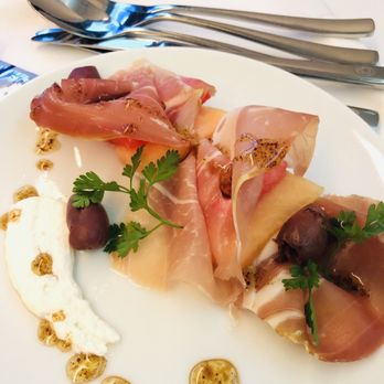 加拿大航空公司 - Parma Ham with Melons, Horseradish Cream - Airlines Near Me - Hong Kong, HK