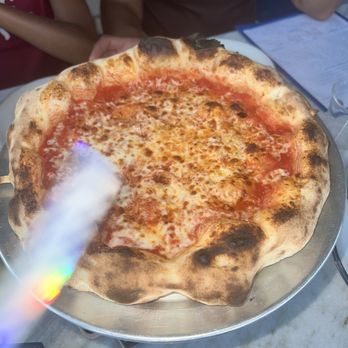 Sho Pizza Bar - Plain cheese - Pizza Near Me - Nashville, Tennessee Sho Pizza Bar - Plain cheese - Pizza Near Me - Nashville, Tennessee