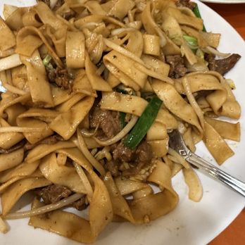 Nomad Asian Bistro - Homemade chow mein with beef - Chinese Near Me - Long Beach, California