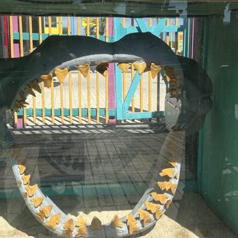 Fudpucker's - Megalodon mouth - Seafood Near Me - Destin, Florida