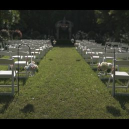 Aisle runners! Aisle runners!