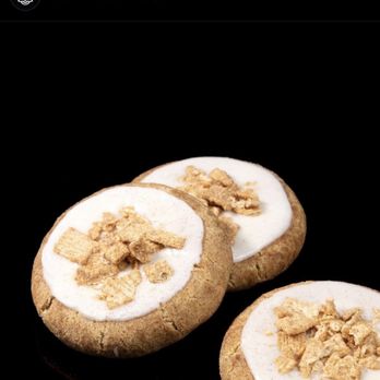 Crumbl - Orange - What's advertised vs what I got - Bakeries Near Me - Orange, California