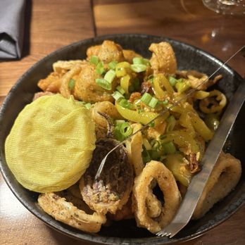 ELWAY'S Downtown - Calamari - Breakfast & Brunch Near Me - Denver, Colorado