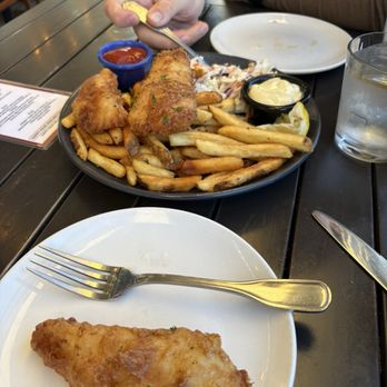 Demetris Woodstone Taverna - GF Fish & Chips - Mediterranean Near Me - Edmonds, Washington