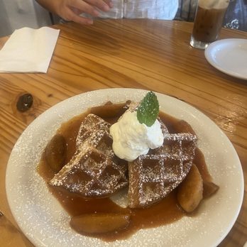 Cream Pot - Waffle - Breakfast & Brunch Near Me - Honolulu, Hawaii Cream Pot - Waffle - Breakfast & Brunch Near Me - Honolulu, Hawaii