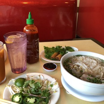 Pho Que Huong - Vietnamese Near Me - Plano, Texas