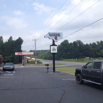 Tarheel Q - Sign says it - Pit Cooked Daily. - Barbeque Near Me - Lexington, North Carolina