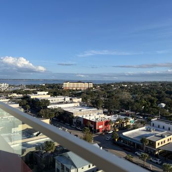 The Landing RoofTop - Comfort Food Near Me - Melbourne, Florida