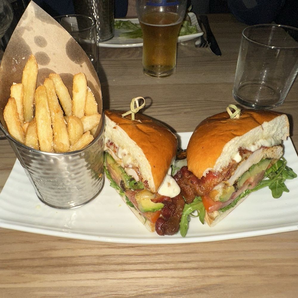 Haven Beer - Chicken BLT and Truffle fries - Brewpubs Near Me - Hamden, Connecticut Haven Beer - Chicken BLT and Truffle fries - Brewpubs Near Me - Hamden, Connecticut