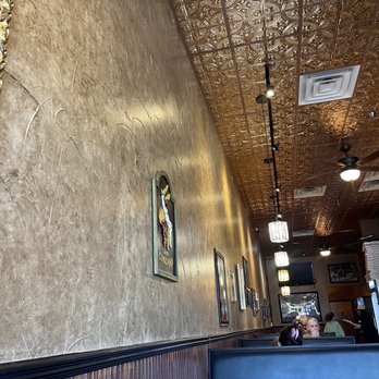 Ferrari's Pizzeria - Seating area - Pizza Near Me - Plano, Texas