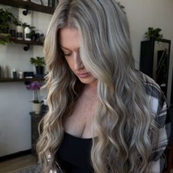 La Mode Salon