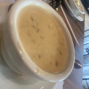 Vincent's Restaurant - New England Clam Chowder Soup - Pizza Near Me - Lynbrook, New York