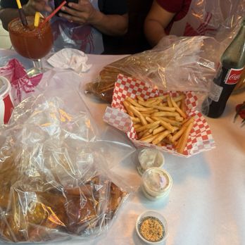 Star Crab - Seafood Near Me - Pico Rivera, California