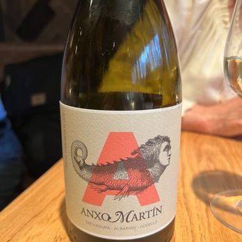 Pesca - Albariño - Seafood Near Me - Amsterdam, New Hampshire
