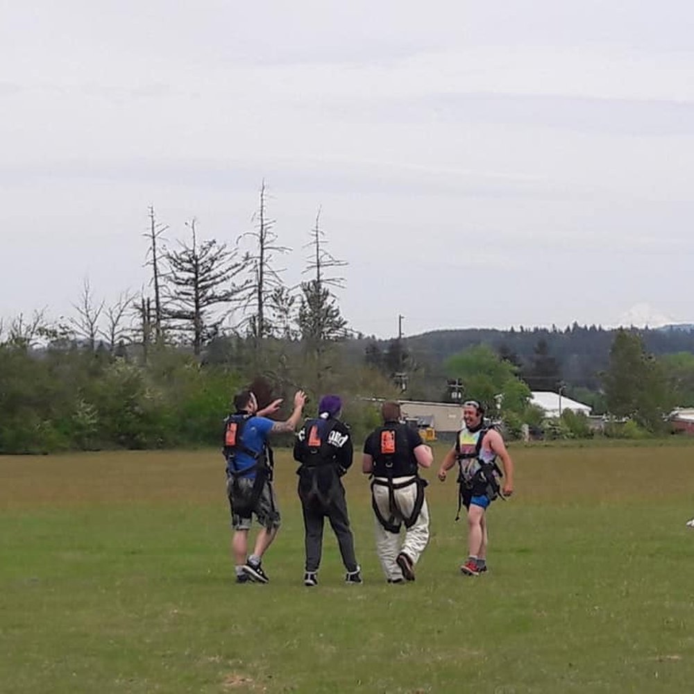 Pacific Northwest Skydiving Center - Skydiving Near Me - Mulino, Oregon