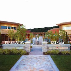 Pleasanton Gateway Shopping Center