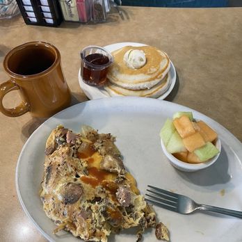 Peter's Cafe - American Near Me - Millbrae, California