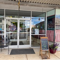 Callahan's Cafe - Outside
