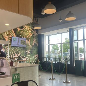 South Block - interior - Acai Bowls Near Me - Chantilly, Virginia South Block - interior - Acai Bowls Near Me - Chantilly, Virginia