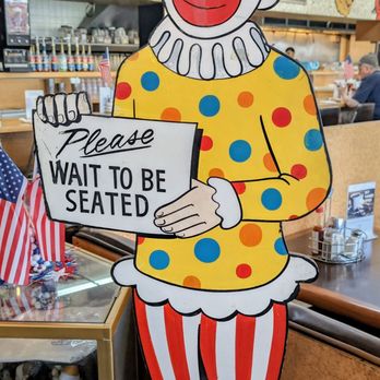 Pancake Circus - Entry - Diners Near Me - Sacramento, California