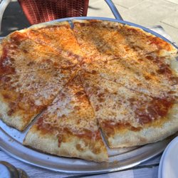 Betty's Pizza & Pasta - Cheese pie