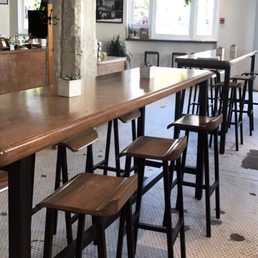 Empty until around 2pm on a Saturday, so make sure to come "early" to grab a seat! Empty until around 2pm on a Saturday, so make sure to come "early" to grab a seat!