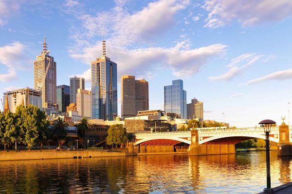 Wyndham Hotel Melbourne by null