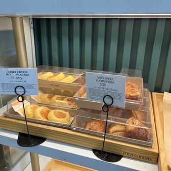 Tous Les Jours - Honey cheese mochi pancake - Desserts Near Me - Roseville, California Tous Les Jours - Honey cheese mochi pancake - Desserts Near Me - Roseville, California