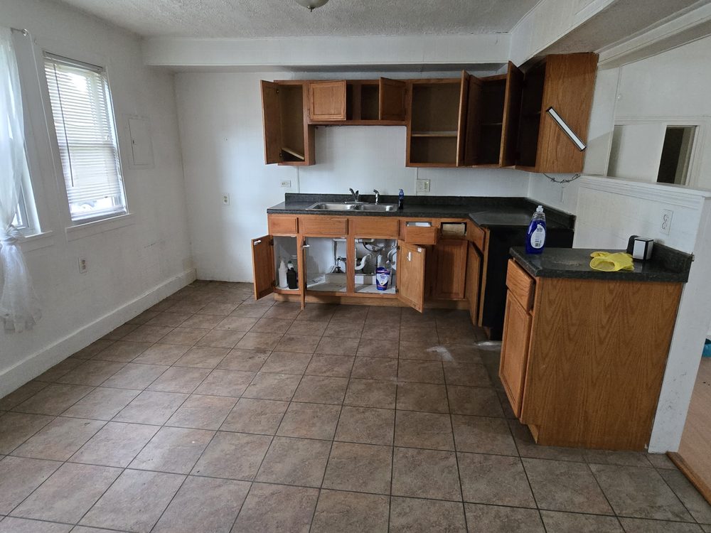 Slide of Estrada Construction