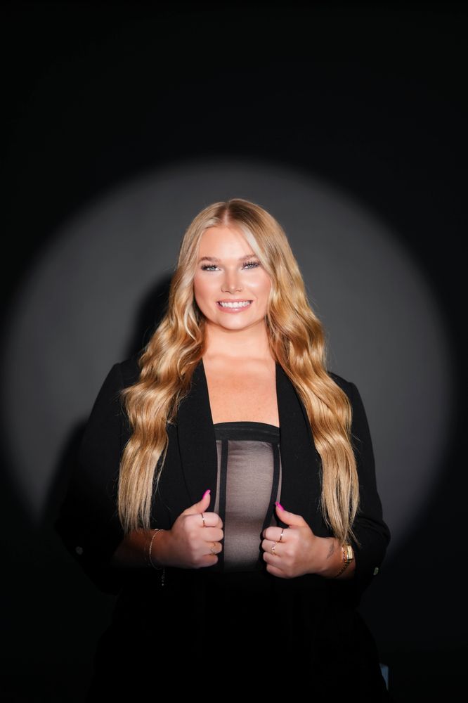 Hannah Cooper Logo